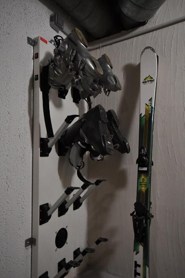 Beautiful Duplex Alpe D'Huezアパートメント エクステリア 写真