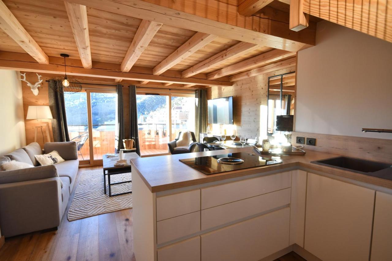 Beautiful Duplex Alpe D'Huezアパートメント エクステリア 写真